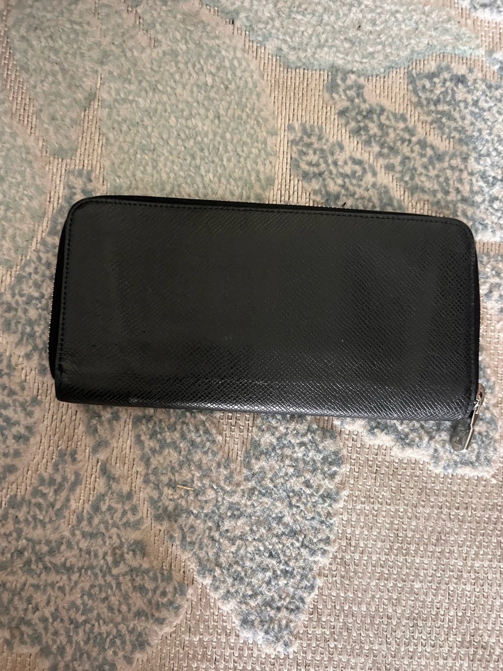 AUTHENTIC LV Black Zip-Around Leather Travel Wallet